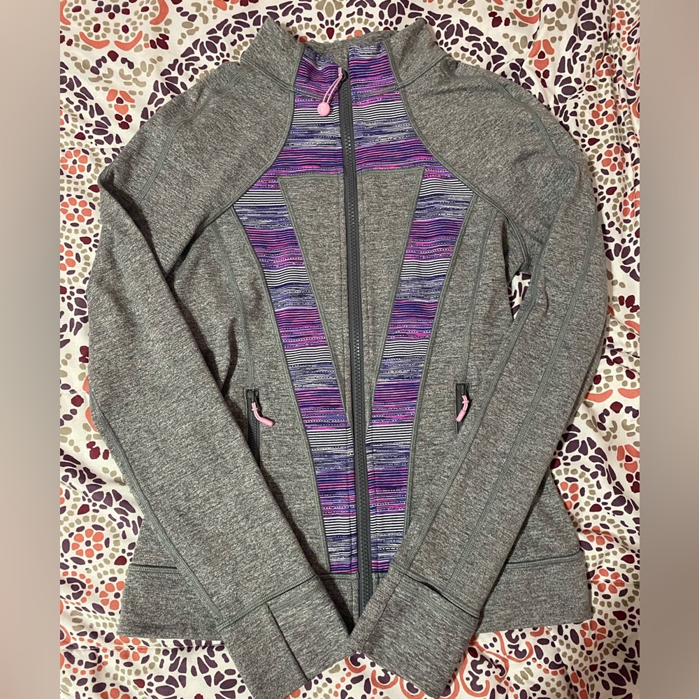 Ivivva size 14 grey patterned jacket